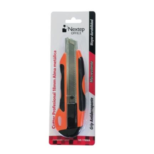 Imagen de Cutter Profesional Nextep Navaja 18MM. Alma de Metal y Grip